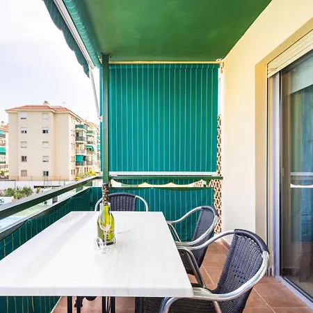 Home2book Beachside Cristianos & Pool 公寓