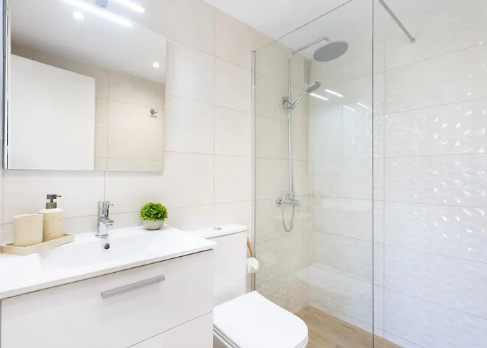 Home2book Beachside Cristianos & Pool لوس كريستيانوس